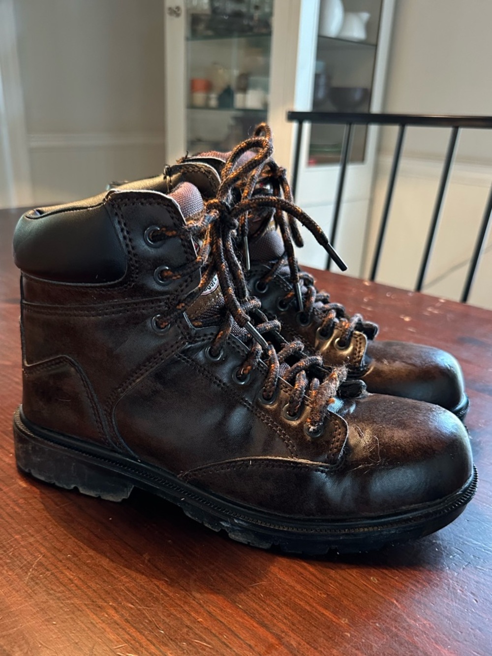 Women’s - Men’s steel toed boots